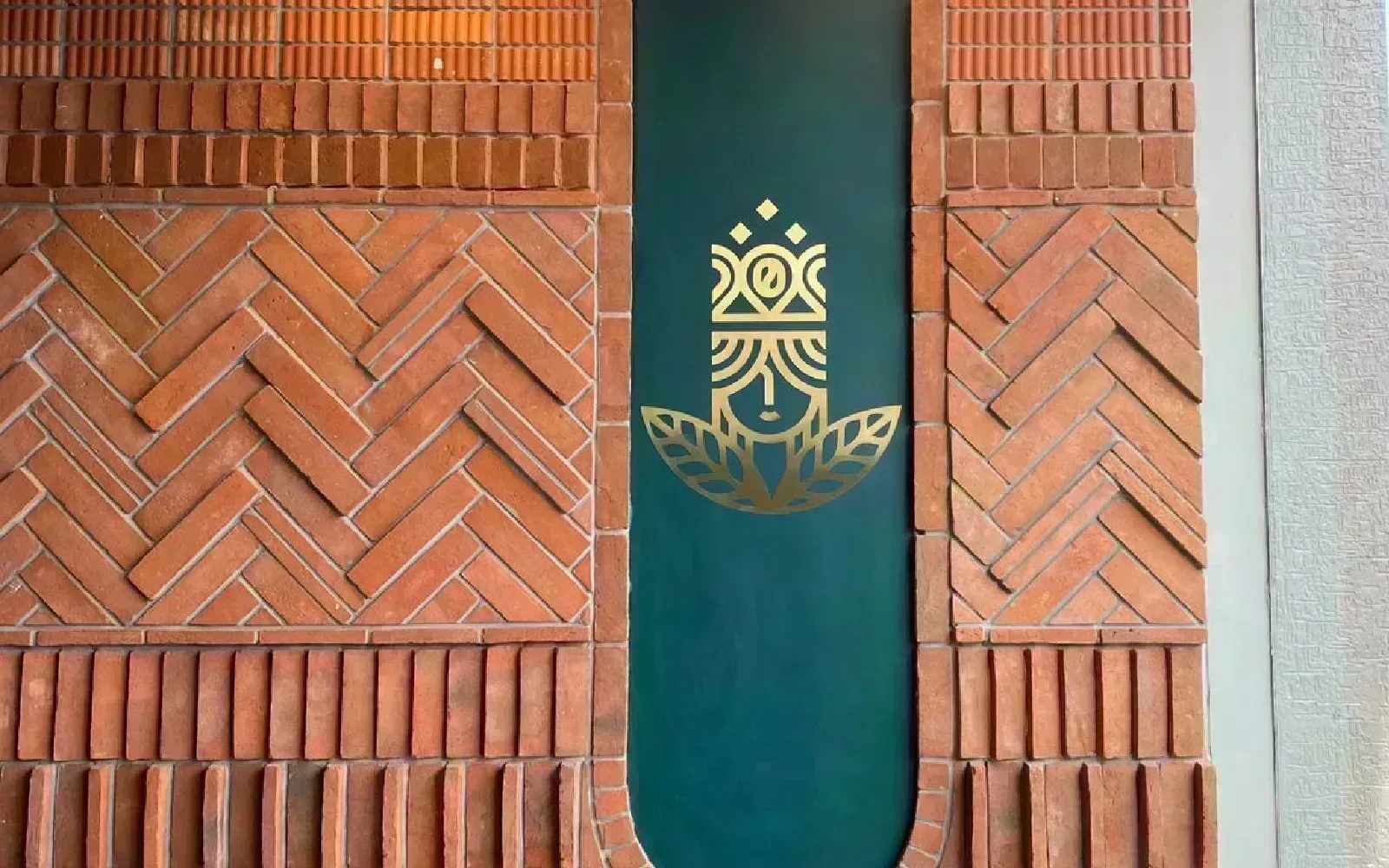 Wardrobe wood panels