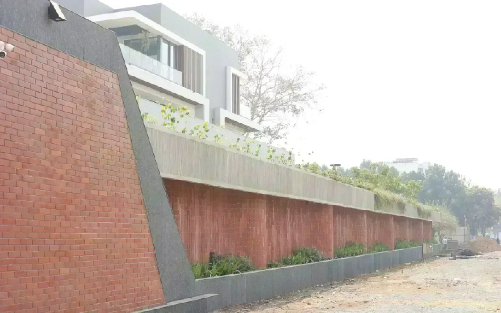 Wood wall cladding
